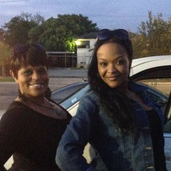 Meet your Posher, Shea - Picture 1 of 1